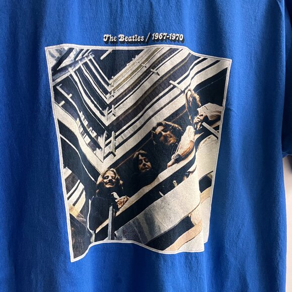 The Beatles 1967-1970 Blue Graphic T-Shirt - Picture 2 of 3